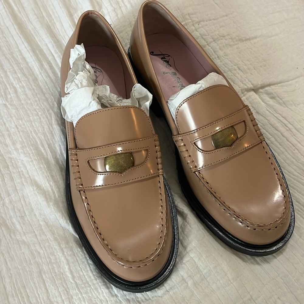 Free People women’s shoes